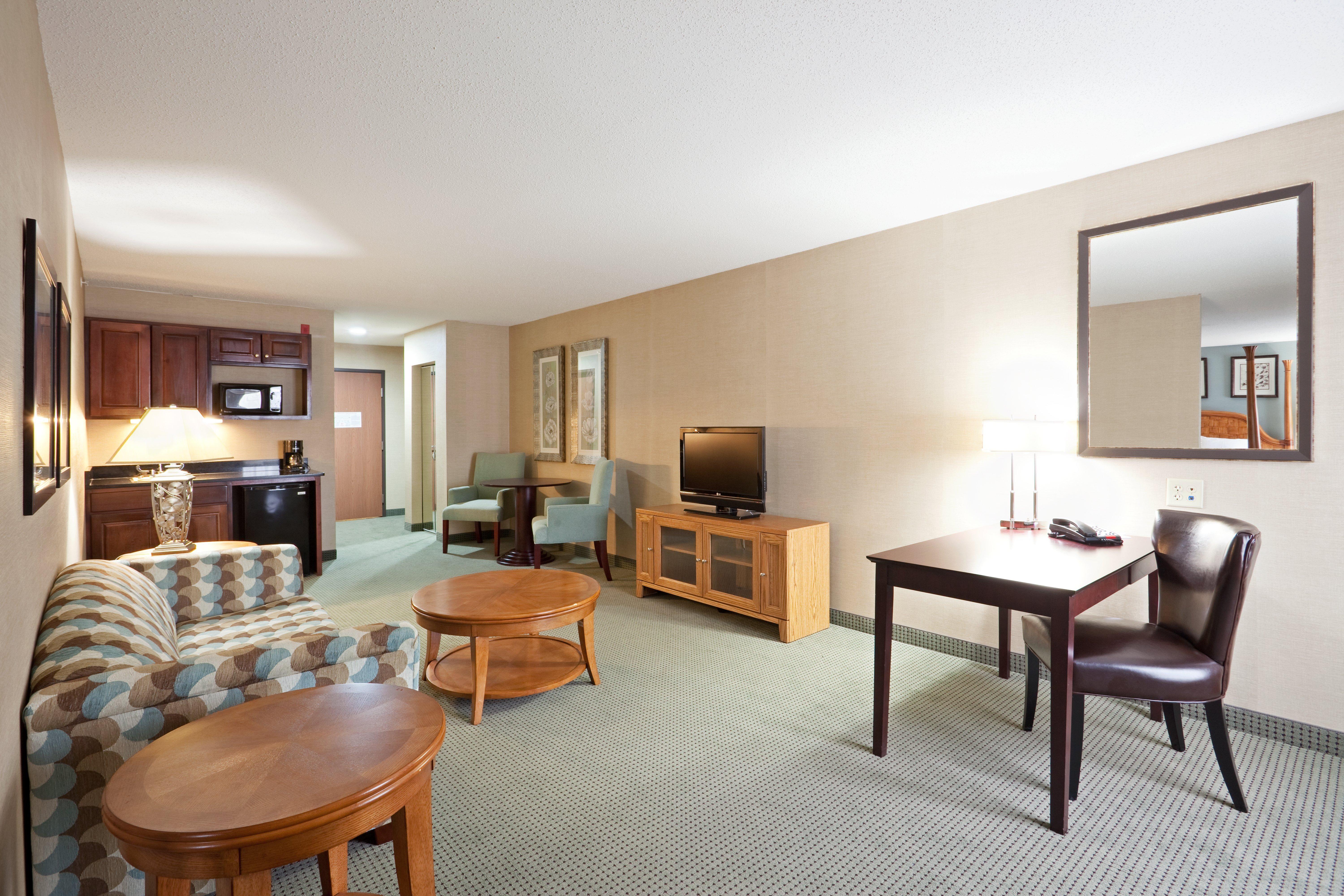 Holiday Inn Express And Suites Meriden, An Ihg Hotel Zewnętrze zdjęcie